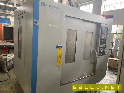 出售準(zhǔn)新機(jī)：2018年美國(guó)哈挺710plus加工中心一臺(tái)