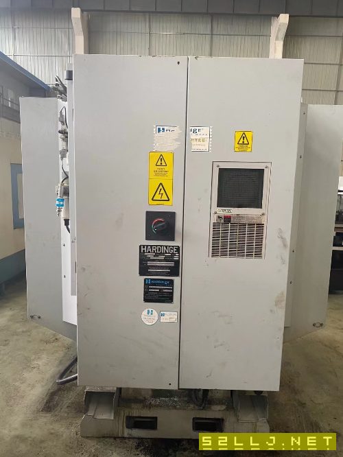 出售準新機：2018年美國哈挺710plus加工中心一臺