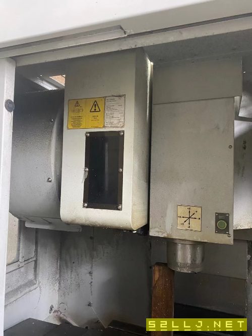 出售準新機：2018年美國哈挺710plus加工中心一臺