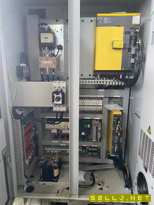 出售準新機：2018年美國哈挺710plus加工中心一臺