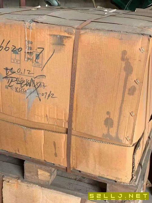 供：硅片，寶石切割鋼絲每噸新價(jià)5.5萬(wàn)，現(xiàn)在每噸1萬(wàn)，總共32噸，不零售有直.