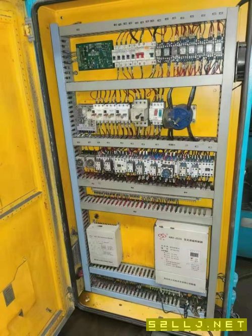 剛到一臺精品大型平面磨床桂林桂北，M7180X3米，7180/4米各一臺，安裝少用.