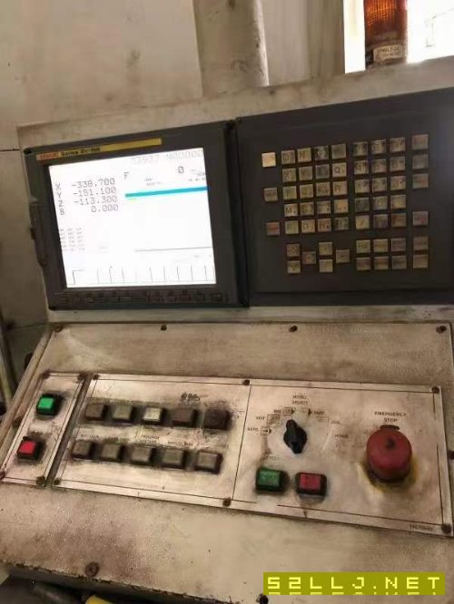 臺灣松穎630臥試加工中心，兩線一硬，帶光柵尺，50主軸，60把大刀庫，三軸.