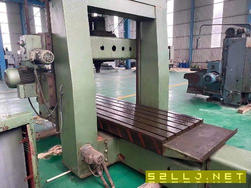 出售：12.5&#215;3米小龍門銑；少用不貴好開好用，喜歡的聯系。
