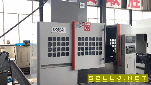 出售：江蘇厚道1160帶五軸的加工中心