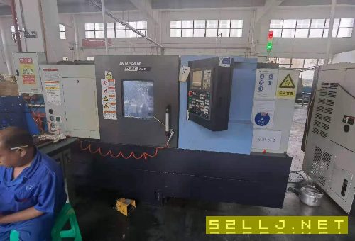 出售：斗山3050斜床身數控車