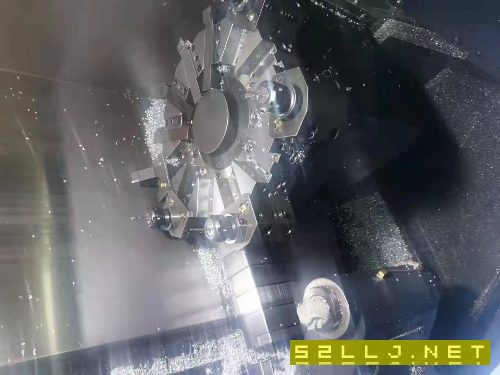 韓國斗山235數(shù)控機(jī)床