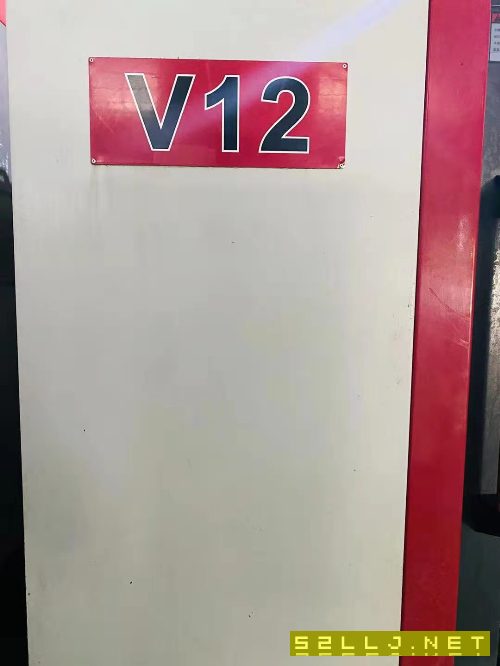 出售：臺灣立揚v12立式加工中心