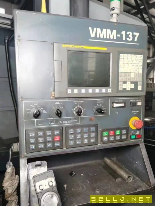 出售:2013年臺灣高峰1370數控銑床，三軸硬軌，BT50齒輪頭6000rpm，發那科系.