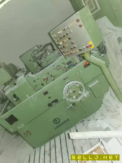 友友兵工廠7520螺紋磨八臺，三臺漢江，五臺上海的在位機。