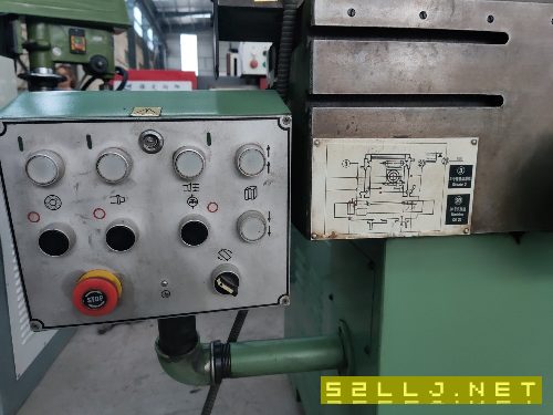 出售咸陽產(chǎn)MA6025萬能工具磨床