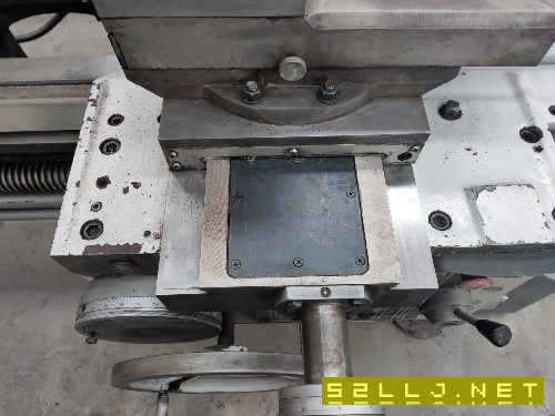 出售2007年沈陽一機產CW6163Bx1500普通車床