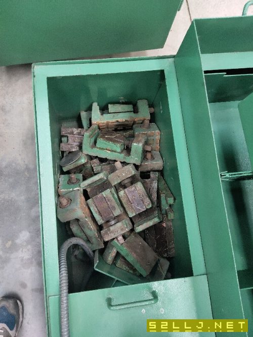 出售全新上機(jī)M1432Bx2000萬(wàn)能外圓磨床