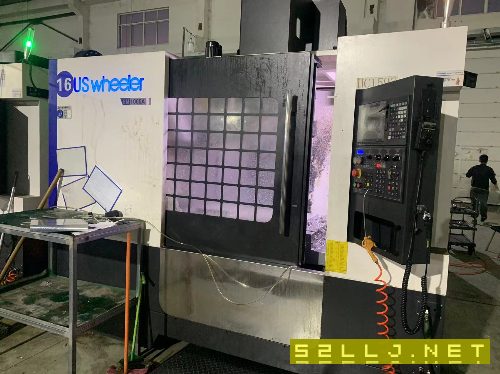 出售：99新同款5臺1060加工中心