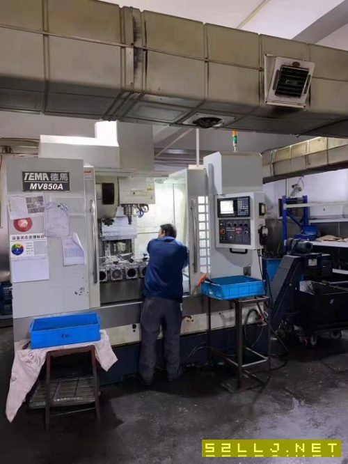 13年重型德瑪850加工中心