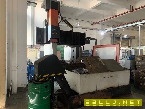 出售：2014年泉州佳泰2317龍門加工中心
