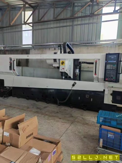 出售:近年份3500型材機一臺，行程3500X500X550，新代系統。轉速12000轉，BT.