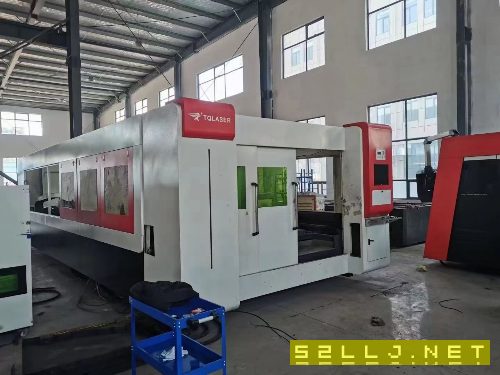 18年天琪6000瓦6020交換工作臺，銳科激光器帶質(zhì)保，柏楚系統(tǒng)，自動(dòng)對焦切割.