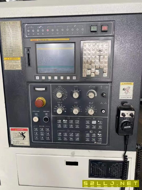 出售：2015年同款四臺友佳350斜床身數控車床
