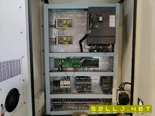出售：安裝少用3018重型數控龍門一臺，