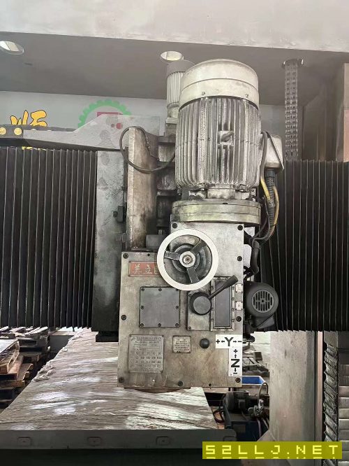 出售：臺灣名順6米龍門銑一臺，工作臺25006000