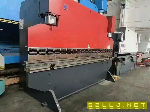 出售WF67K-200T/4000伺服數控折彎機