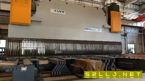 出售黃石2000噸12米數控折彎機