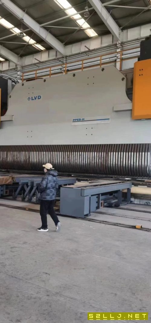 出售黃石2000噸12米數控折彎機