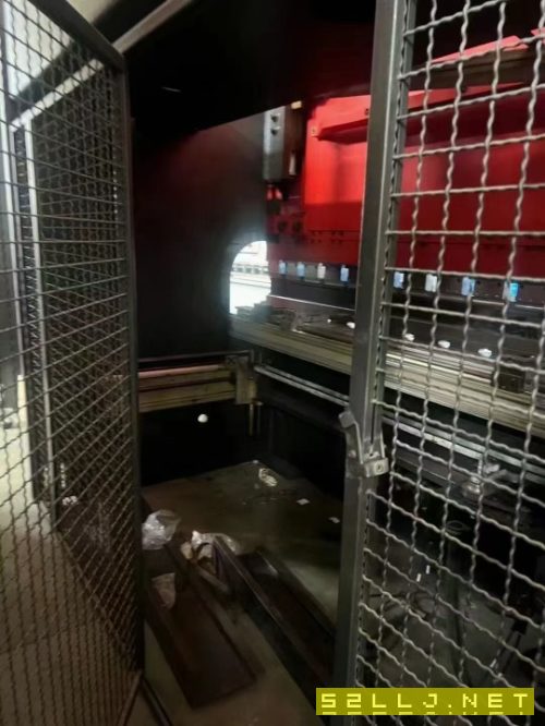 出售阿瑪達170噸三米數控折彎機