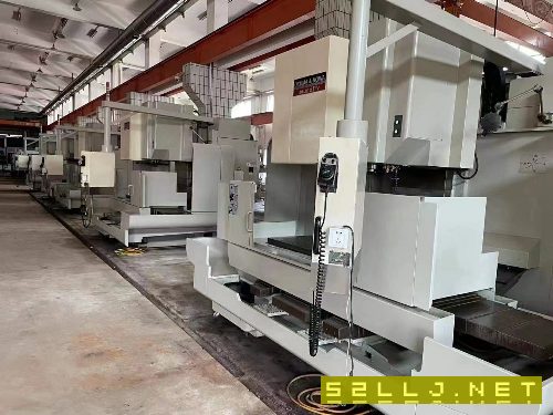 出售日本大衛豐和611v加工中心