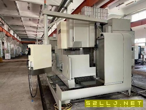 出售日本大衛豐和611v加工中心