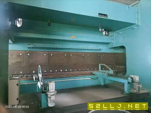 出售WF67K-1200T/12米數(shù)控折彎機