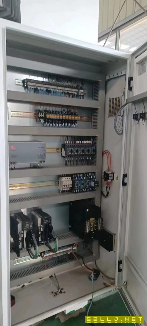 銷售江蘇亞威160噸四米數(shù)控折彎機(jī)