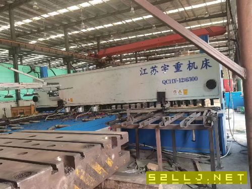 出售450噸6.3米折彎機和126米剪板機