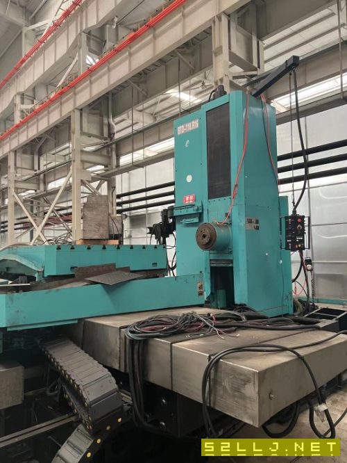 出售東芝數控臥加，BTD一110R16雙工作臺