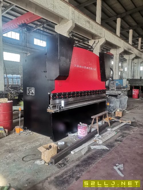 160T/3200雙伺服數控折彎機