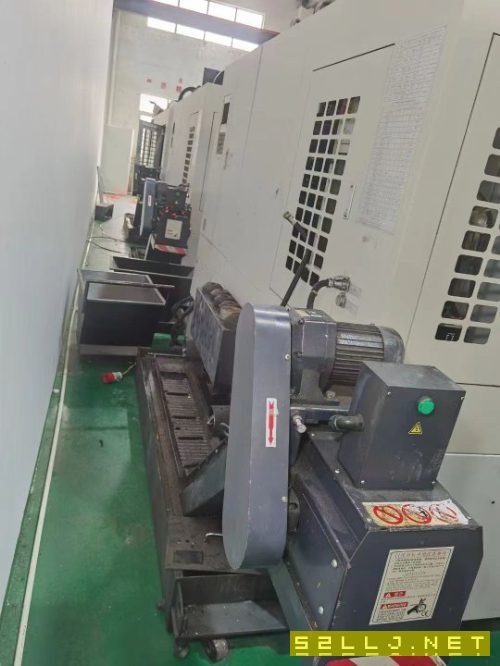 品牌：海天精工VMC-1000模具機（三臺同款）