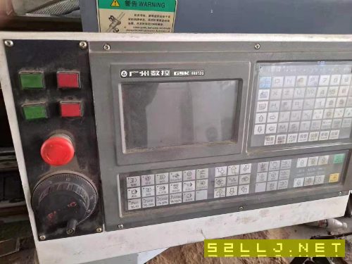 大連61502米，廣數980Tdb系統。