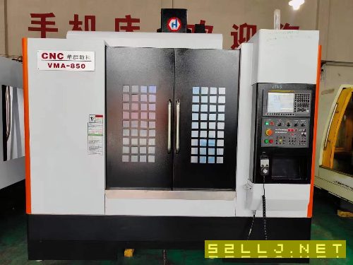 出售：華群850加工中心一臺，2020年帶235四軸