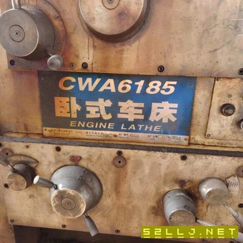 星火6185臥車，長度6米。導軌寬度600mm.帶中心架.