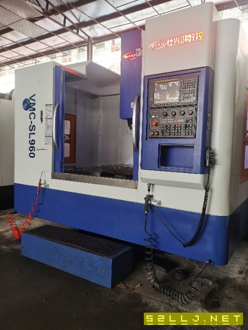 2021年9.9成新仕興鴻960三軸45寬重型線軌模具機.