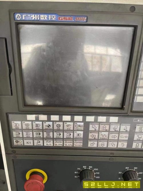 大連6180&amp;amp；#215；3米數(shù)控車
