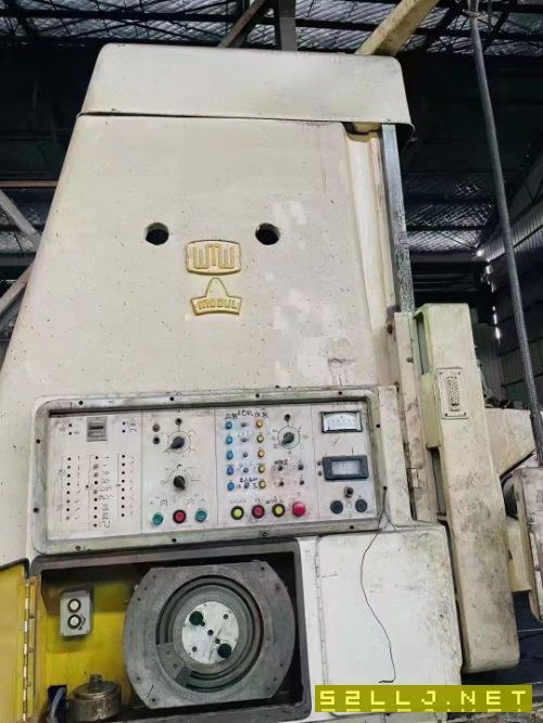 在位出售90年代德國摩都爾2米滾齒機，直徑2500，.