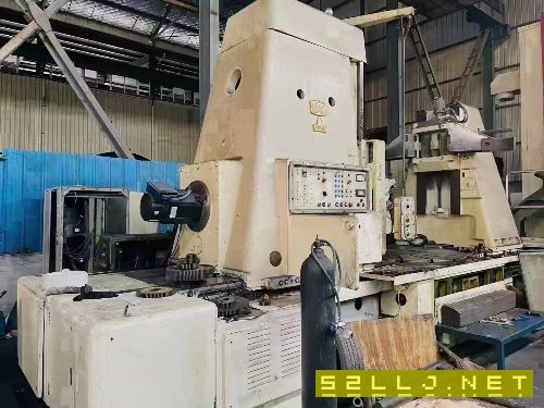 在位出售90年代德國摩都爾2米滾齒機，直徑2500，.