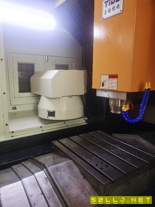 轉讓2臺650精雕機，雕銑機