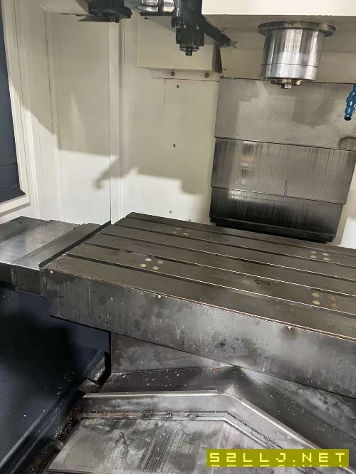 出售：兩臺2019年臺灣鐵王850加工中心