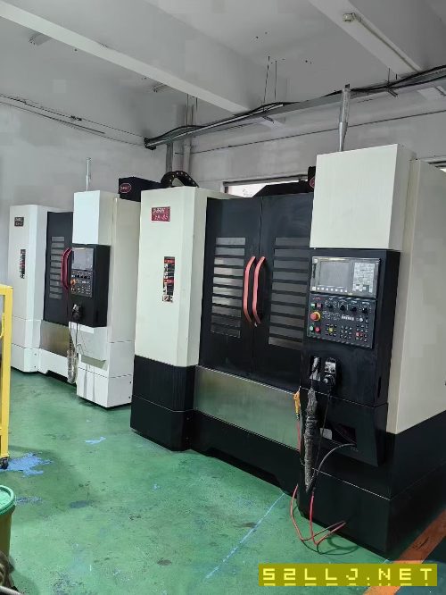 準(zhǔn)新喬峰VH-85重型CNC[強(qiáng)]