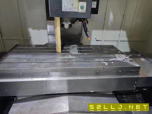 出售:精品安陽(yáng)61632000車(chē)床。帶中心架跟刀架。機(jī)器閑.