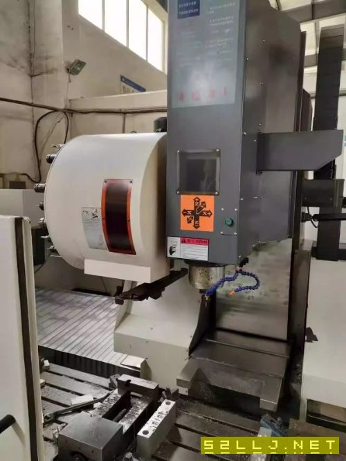 兩臺普拉迪4500型材加工中心
