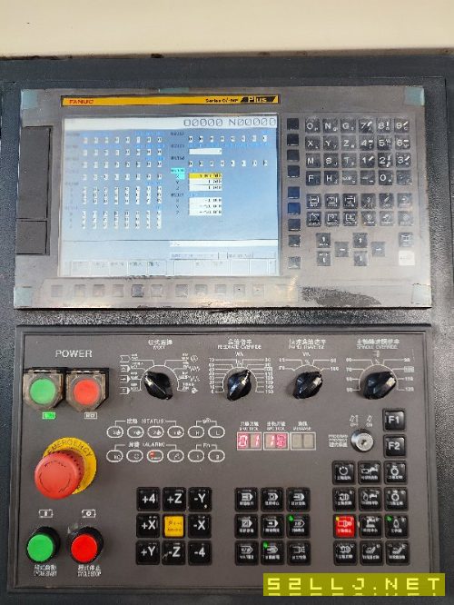 2020年臺功1375加工中心，三軸滾柱線軌，發(fā)那科mF